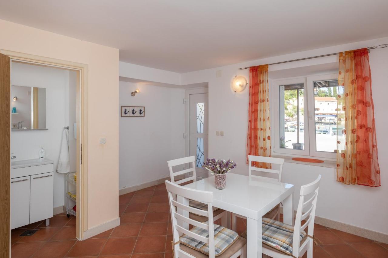 Holiday Home Anima Maris Ston Bagian luar foto